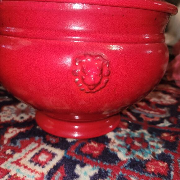 Emile Henry Le Potier Covered Tureen Soup Bowl Cooker 4 Qt Red w Lion Head VTG - Picture 14 of 16